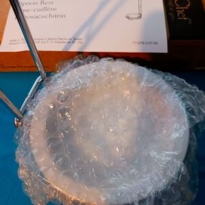 NEW IN BOX - Pampered Chef Spoon Rest - Retired #1678